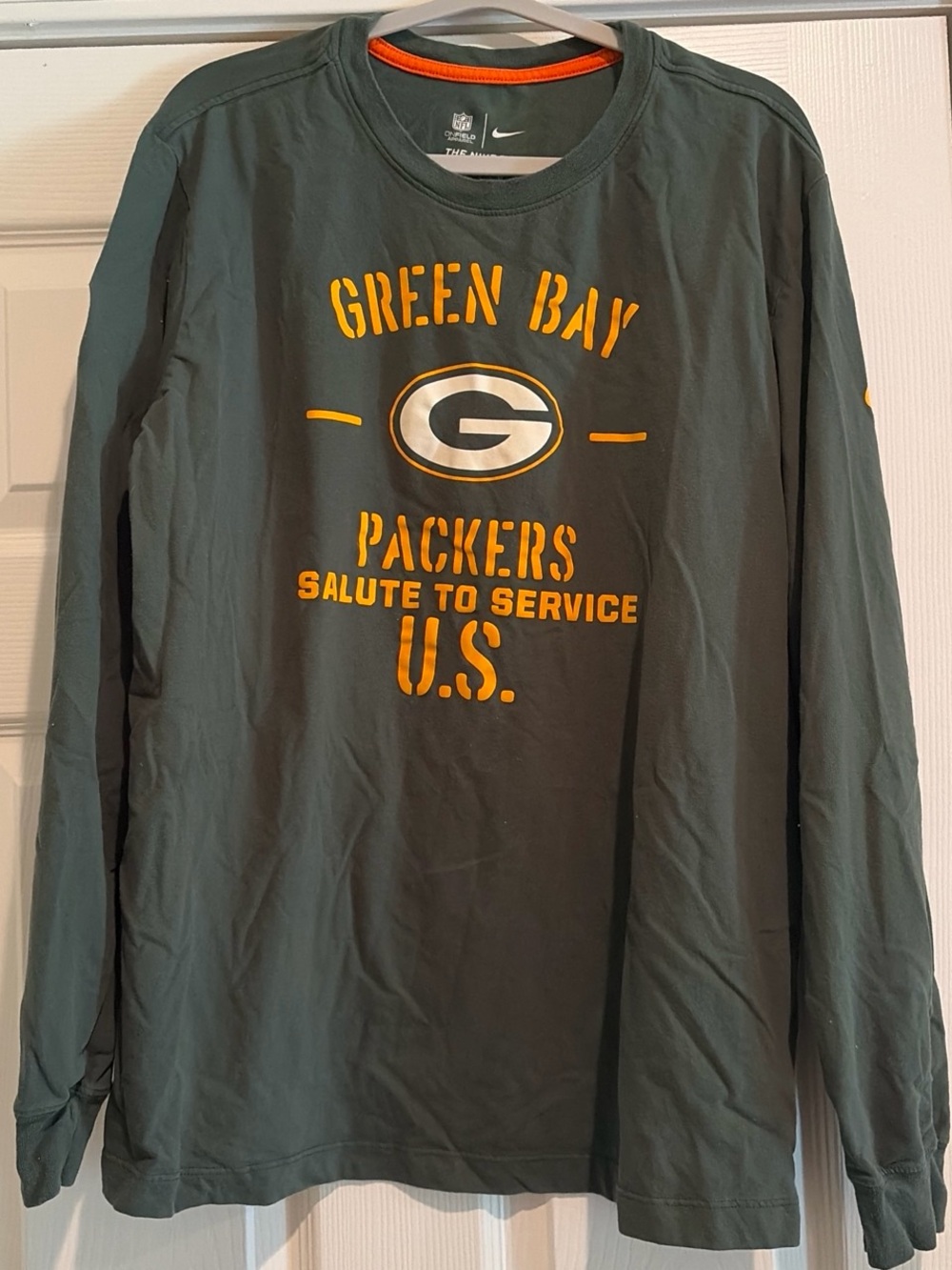 Nike Green Bay Packers Long Sleeve Tee in Dark Green with Gold Print